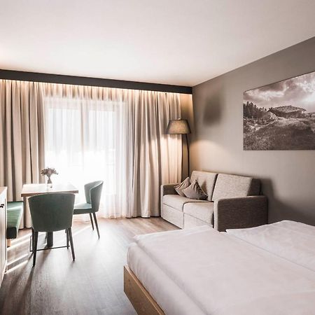 Hotel Alpenhof Ulten Buitenkant foto